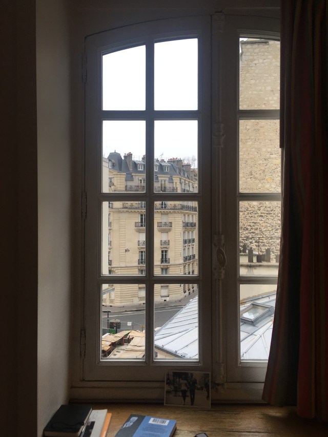 D8435AE4-11A5-4B6A-9B4D-96D559A73D8C