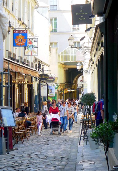 P1020086_Paris_VI_Cour_Cour_du_Commerce-Saint-André_reductwk