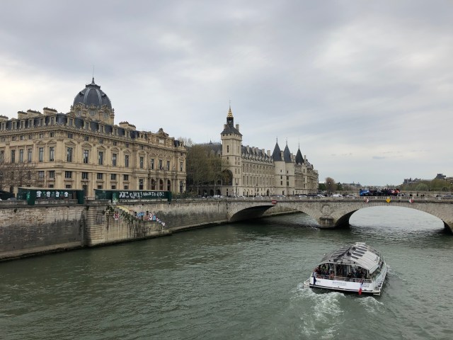 0726C797-8051-446E-89BF-90C790331549