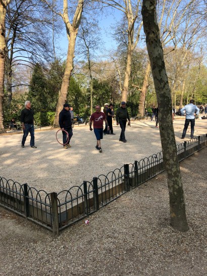 37037740-85DC-4A15-BC0B-C21054A507AE