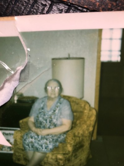 A27BC410-1DEB-446B-8A7F-98B4C80B05E0